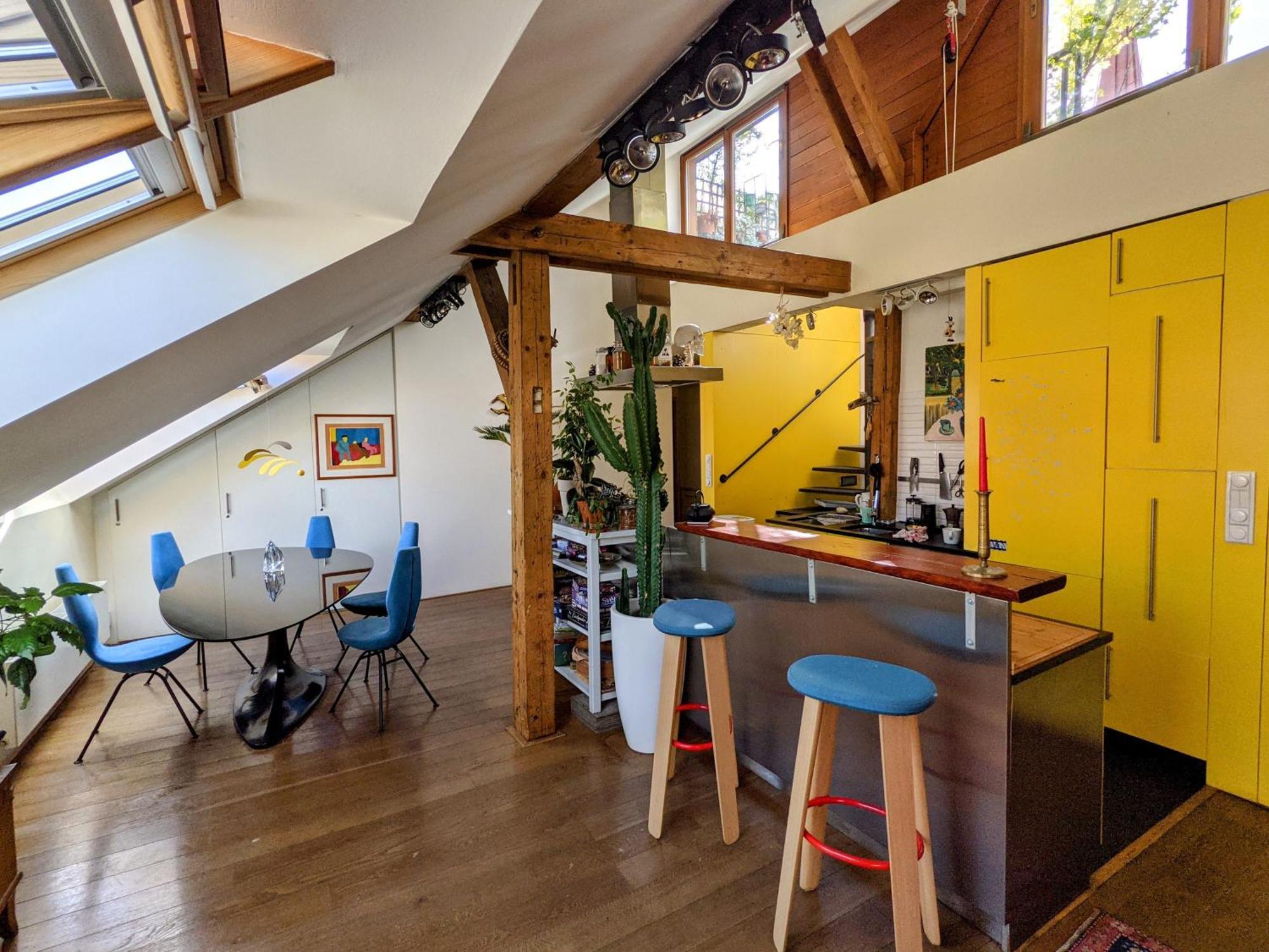 Pensionat Guestrooms, Rooftop With Garden, Spacious Living Room, Character And Fireplace Prag